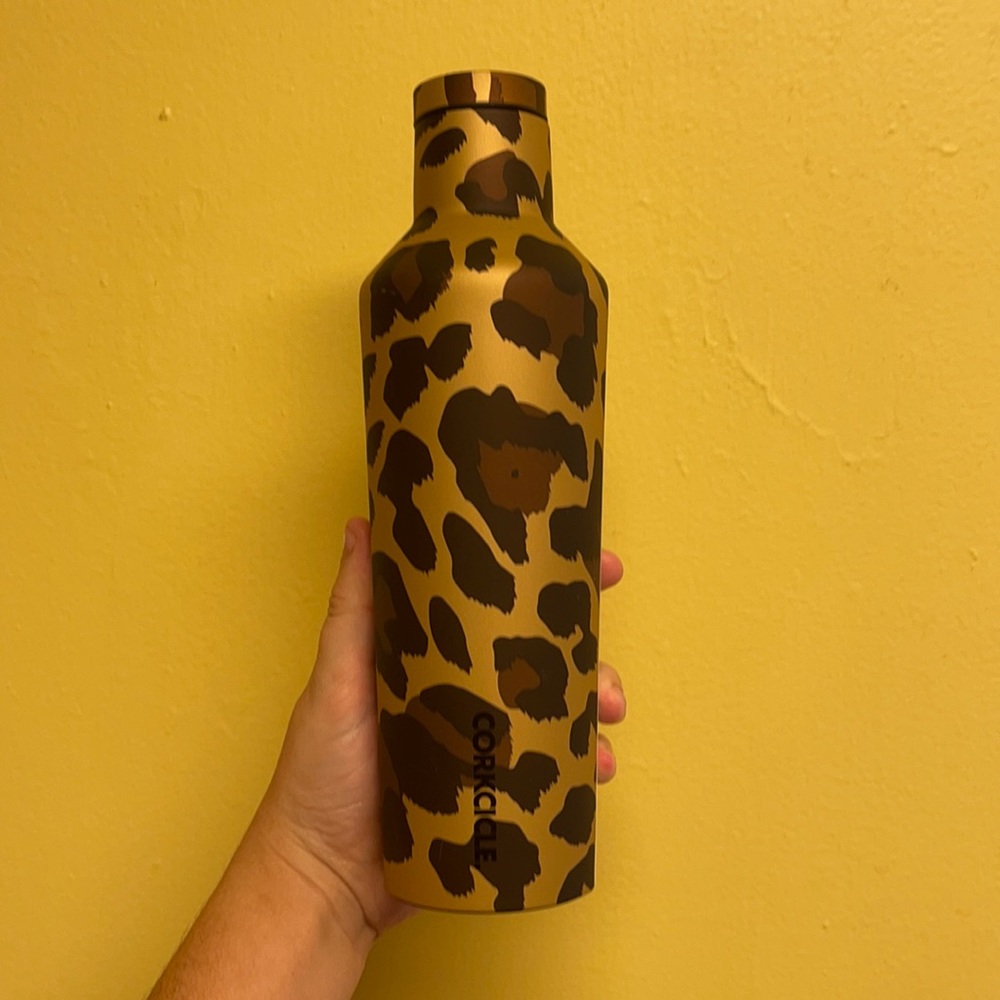CORKCICLE leopard insulated canteen 16oz